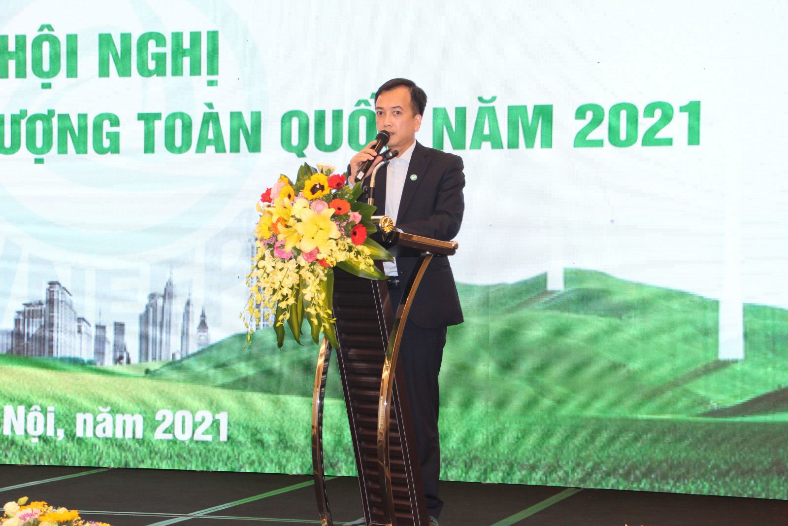 Tăng cường hợp tác, đẩy mạnh hoạt động sử dụng năng lượng tiết kiệm và hiệu quả toàn quốc Tăng cường hợp tác, đẩy mạnh hoạt động sử dụng năng lượng tiết kiệm và hiệu quả toàn quốc